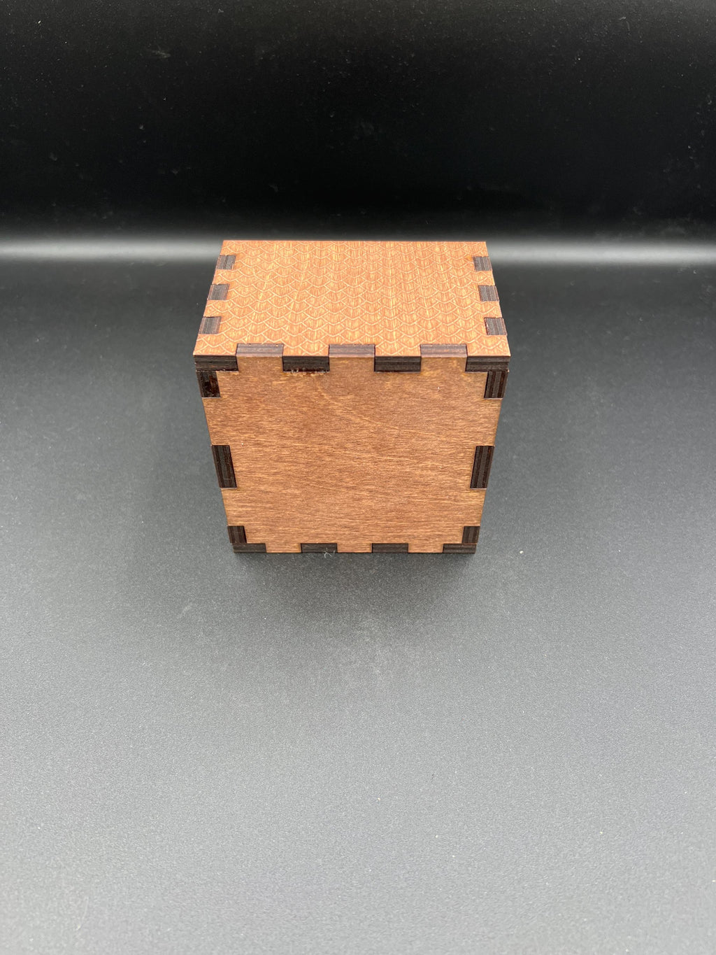 Wooden Dice Box for D&D – Handcrafted RPG Dice Storage with Removable Lid